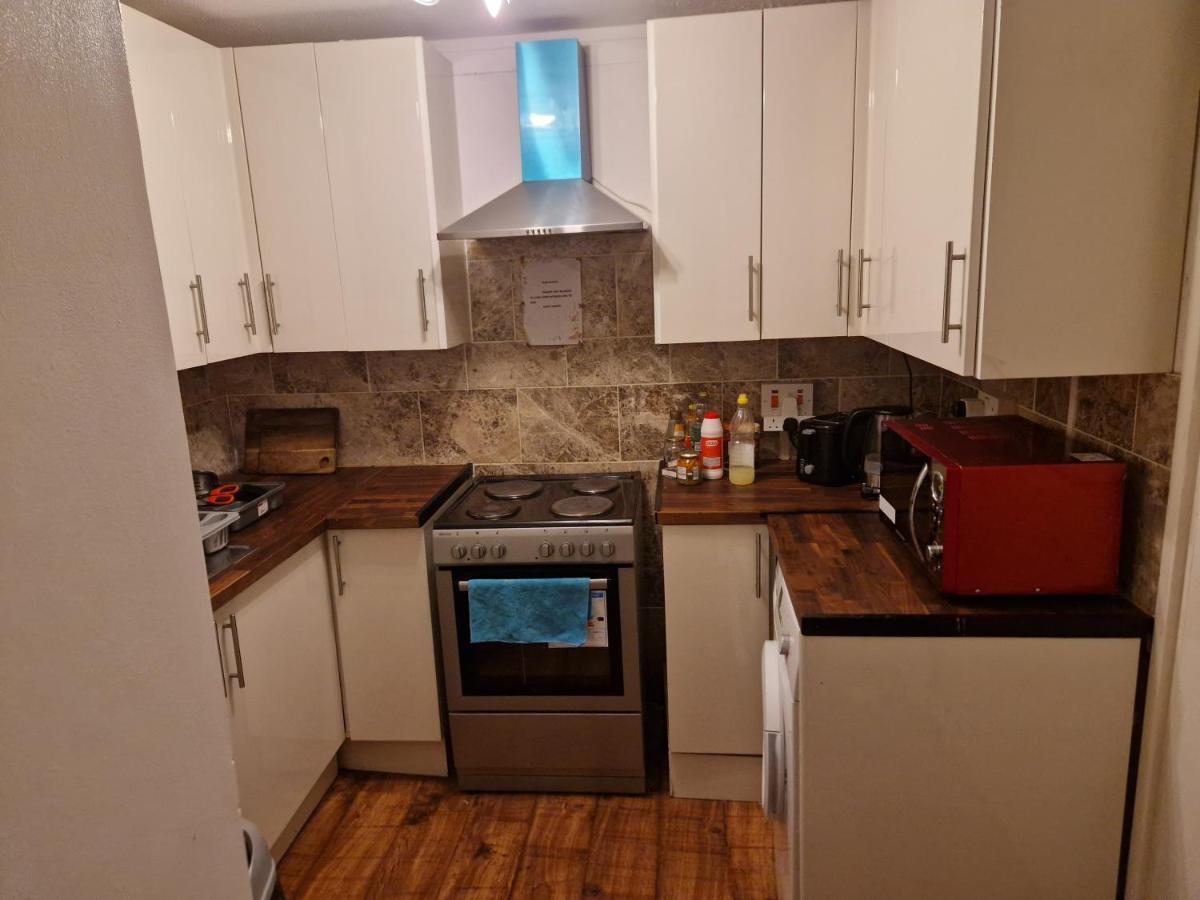 Twin Bed For Guests Διαμέρισμα Λονδίνο Εξωτερικό φωτογραφία