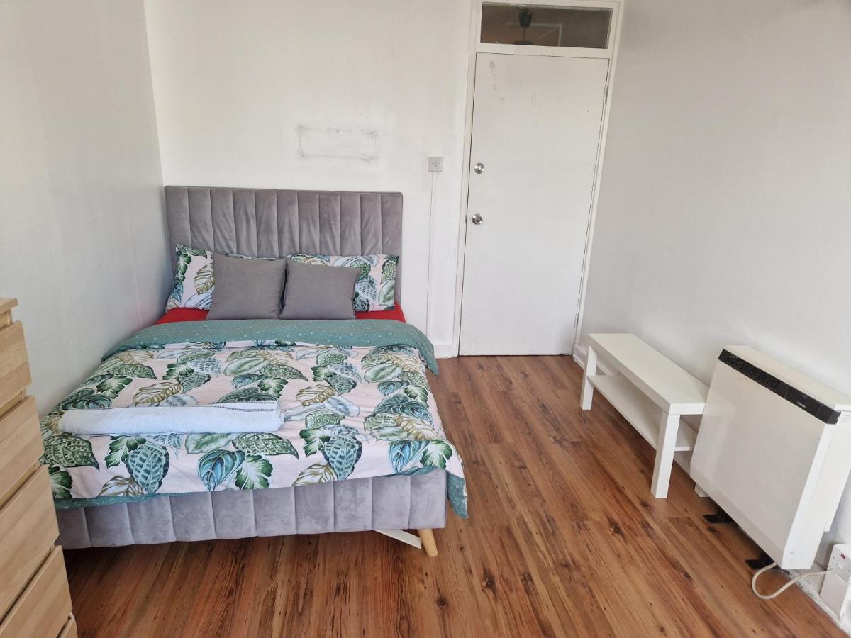 Twin Bed For Guests Διαμέρισμα Λονδίνο Εξωτερικό φωτογραφία